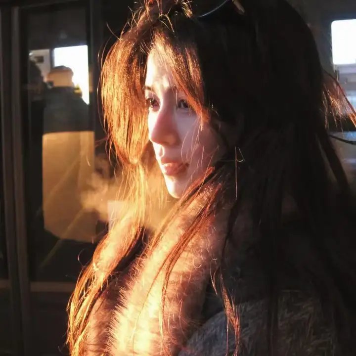 女管家